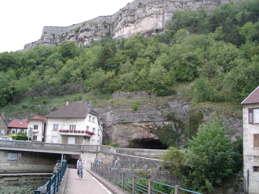 Ausgang Kanal- und Radweg-Tunnel bei Besancon